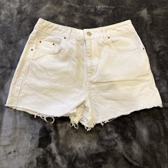TopShop Moto-Mom Denim Shorts-Raw Hem-White-Size US 6/UK 10 - Picture 2 of 12